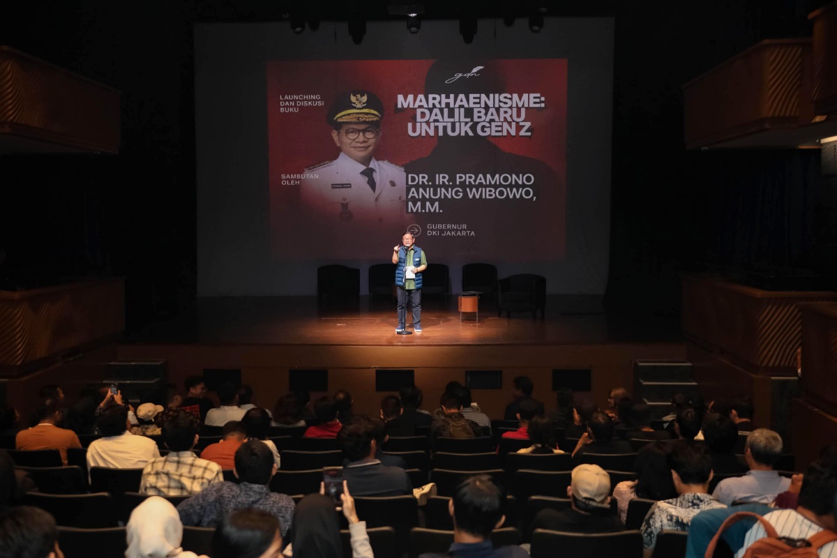 Gubernur DKI Jakarta Pramono Anung saat hadir dalam peluncuran dan diskusi buku Marhaenisme: Dalil Baru untuk Gen Z karya Airlangga Pribadi Kusman dan Rocky Gerung di Teater Kecil, Taman Ismail Marzuki (TIM), Jakarta Pusat, Sabtu (4/7/2026).
