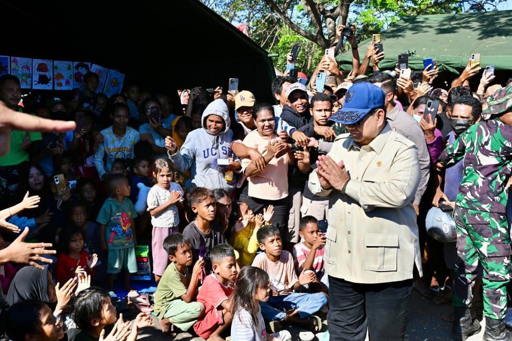 Bantuan senilai Rp 200 miliar untuk penanganan gempa di NTT disalurkan Presiden Prabowo.
