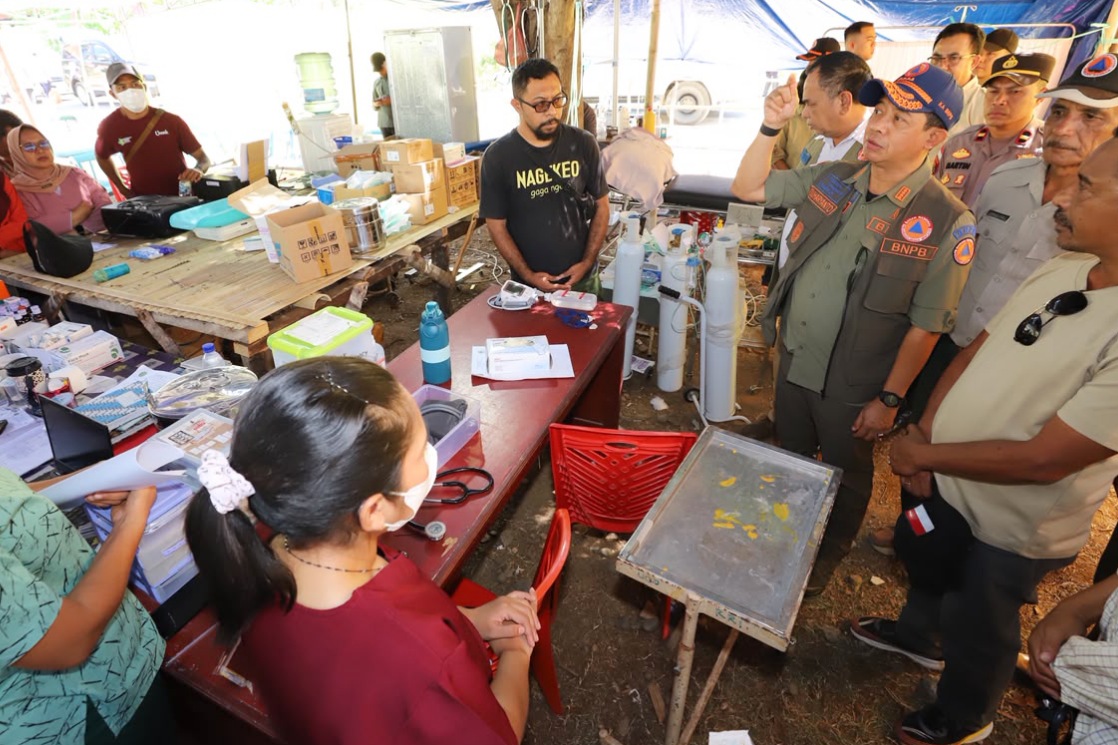 Kepala BNPB Suharyanto menyebut pemerintah tengah menyiapkan skema bantuan hingga Rp 30 juta untuk rumah rusak akibat gempa NTT.