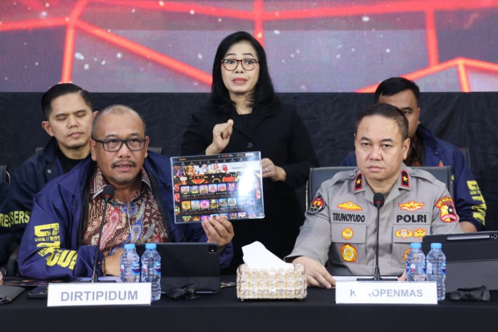 Transaksi capai Rp 890 miliar, Bareskrim bongkar dua jaringan judi online Internasional.