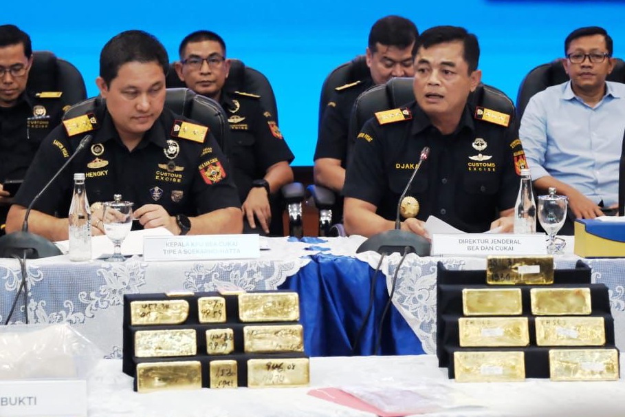 Bea Cukai gagalkan ekspor 22,3 Kg emas ilegal senilai Rp 60 miliar di Bandara Soekarno-Hatta, ungkap sejumlah modusnya.