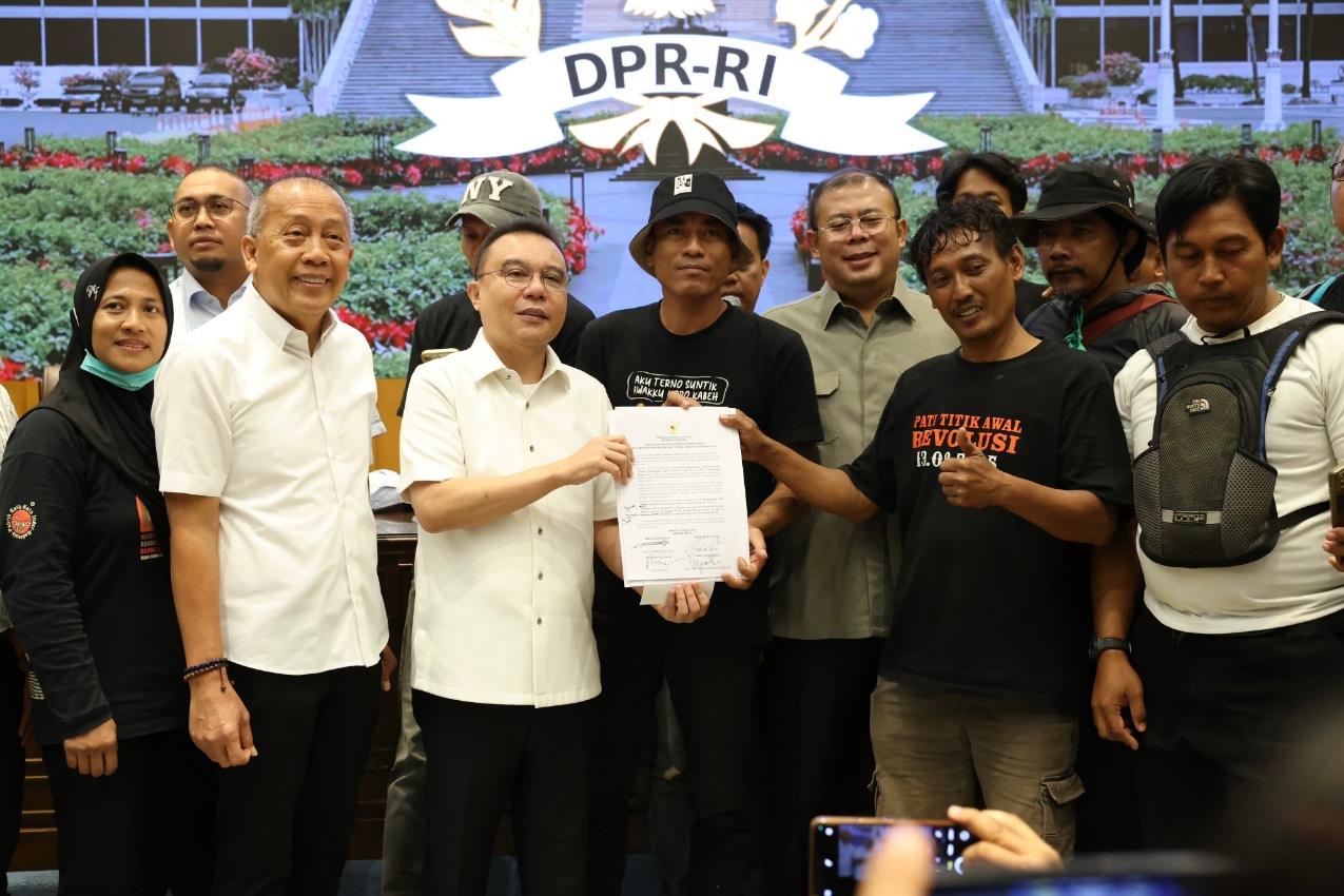 Wakil Ketua DPR RI, Sufmi Dasco Ahmad siap mundur jika RUU Perampasan Aset tidak disahkan pada Desember 2026.