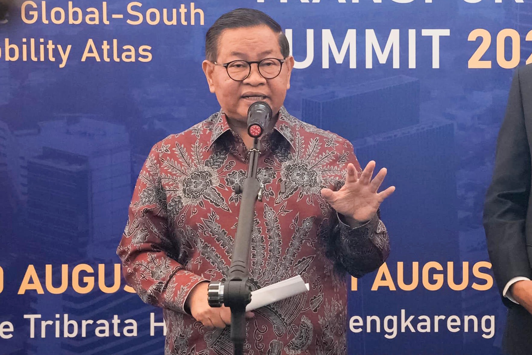Emisi transportasi sumbang 52 persen, Jakarta targetkan turun 30 persen pada 2030 dengan sejumlah hal.