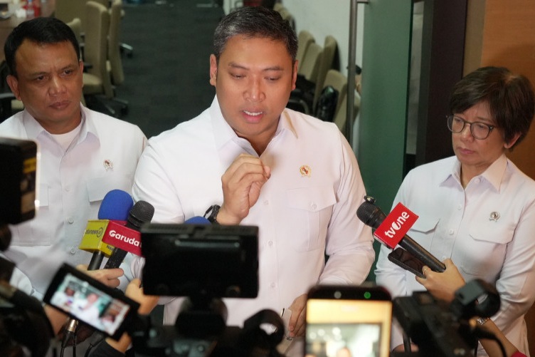 Kepala BGN copot 137 kepala SPPG, tegaskan zero tolerance keracunan dan korupsi.