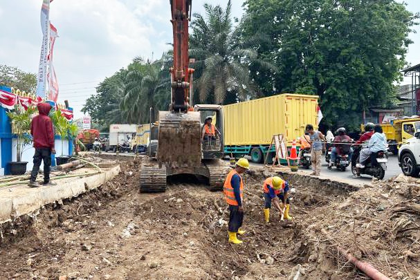 Proyek pelebaran jalan Sitanala Tangerang sepanjang 252 meter dimulai.
