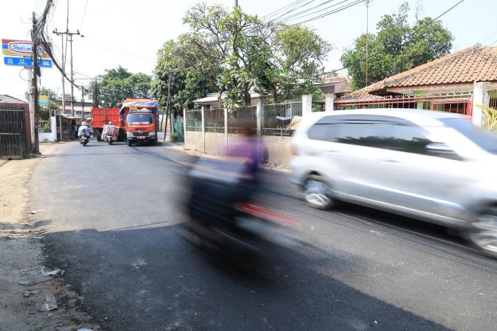 Jalan Iskandar Muda Tangerang diperbaiki, Pemkot siapkan jalur alternatifnya.