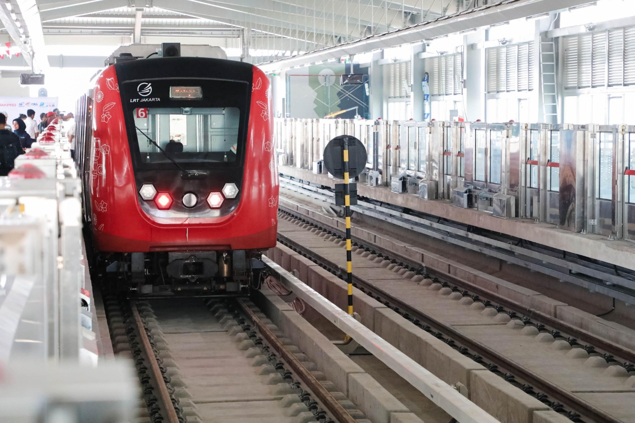 Peresmian LRT Jakarta Kelapa Gading-Manggarai dijadwal ulang.