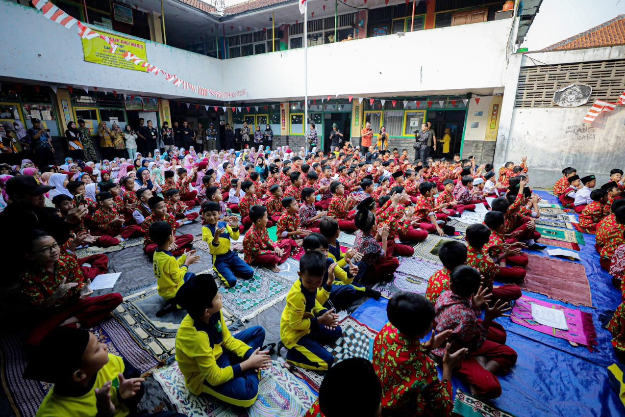 Siswa SDN 026 Bandung akan dipindah sementara ke sekolah lain gegara persoalan lahan.