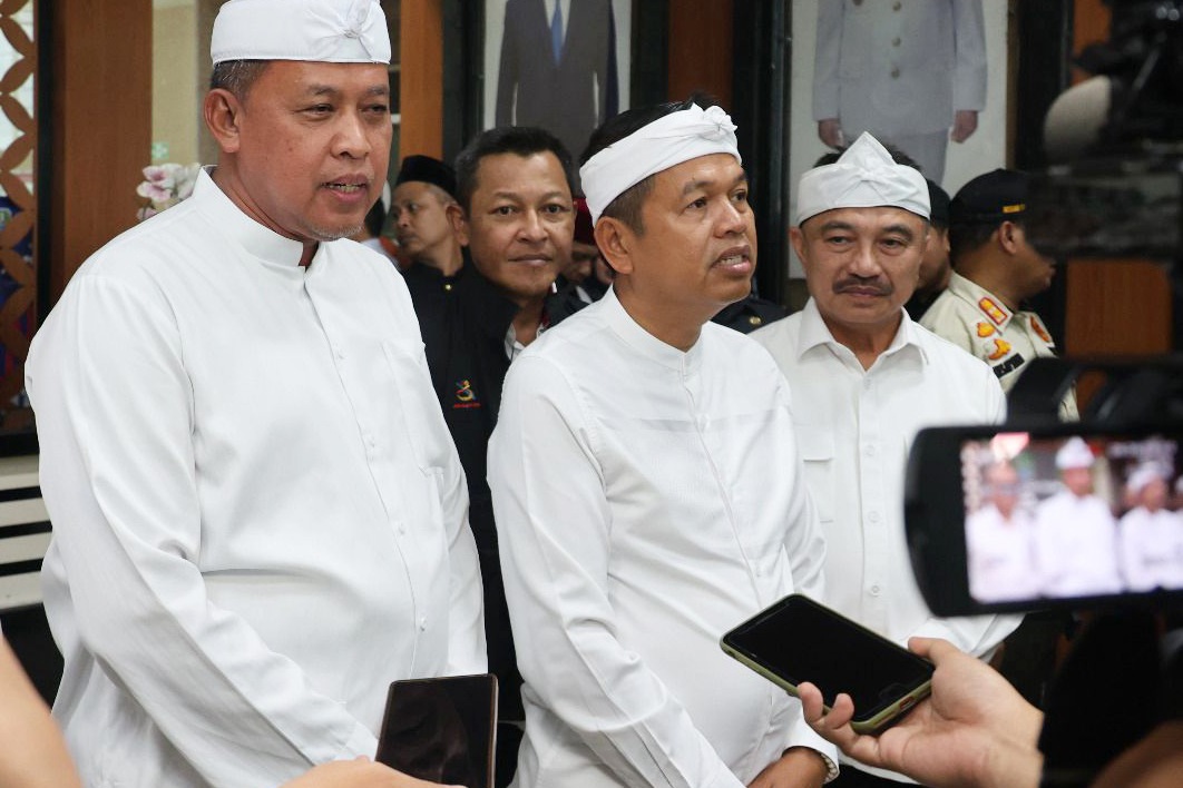 Gubernur Jawa Barat Dedi Mulyadi bicara tentang lomba dayung hingga ikon wisata air Kalimalang Bekasi.
