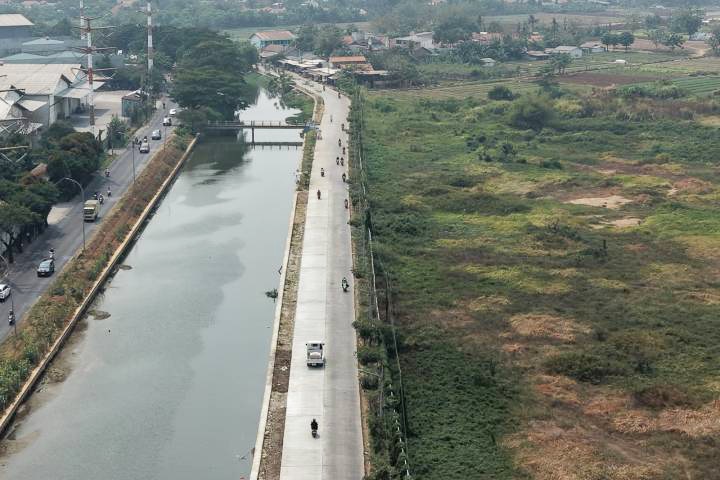 Mobilitas warga kembali lancar, sejumlah ruas Jalan di Kota Tangerang selesai diperbaiki.