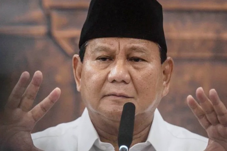 Prabowo kerahkan 11 Kapal TNI AL cari 5 Jurnalis yang hilang kontak saat liput Gunung Anak Krakatau.