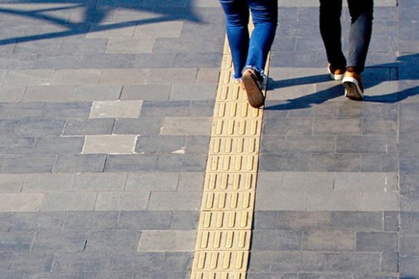 Jalan Kiasnawi Tangerang bakal punya trotoar 3,5 meter, parkir pinggir jalan dihapus.