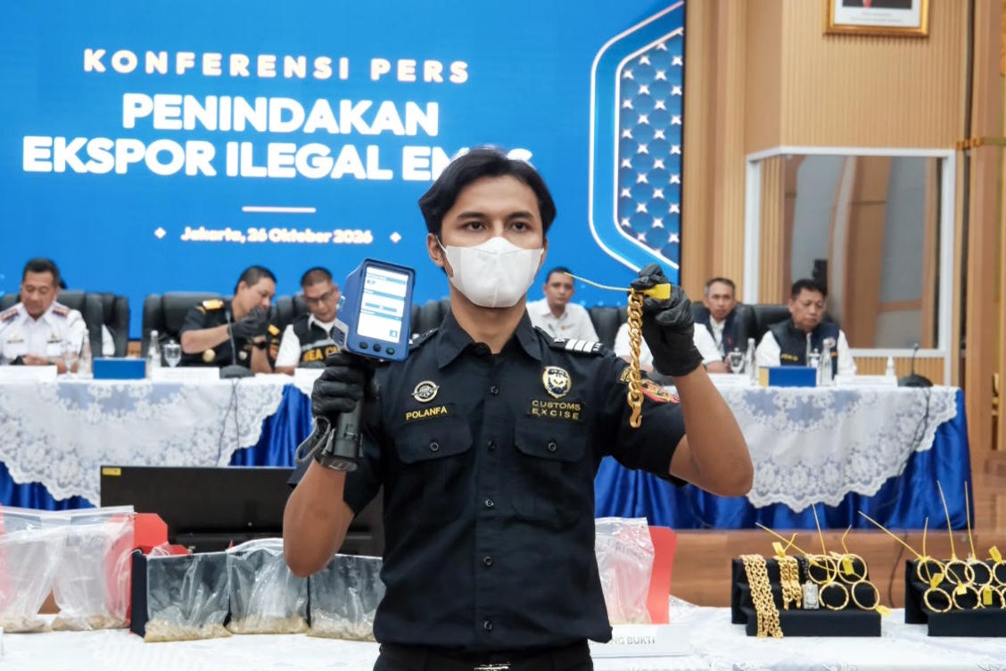 Barang bukti ekspor ilegal 25,88 Kg emas senilai Rp 61,95 miliar yang digagalkan Bea Cukai di lima Bandara.