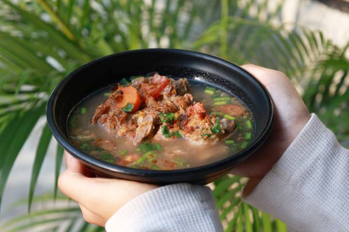 Salah satu menu di Kedai Makcik yang menawarkan kuliner Nusantara, harga mulai Rp 30 ribuan.