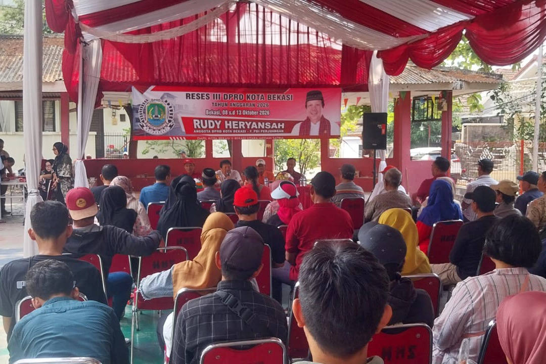 Anggota DPRD Kota Bekasi Rudy Heryansyah saat menggelar reses, blak-blakan soal Pokir DPRD yang tak masuk pada 2027, namun tetap berjuang untuk masyarakat melalui Musrenbang.