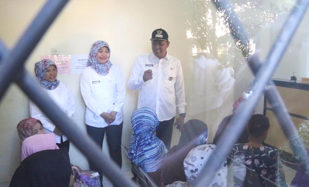 Kunjungi Puskesmas, Tri Adhianto Tekankan Kenyamanan Masyarakat