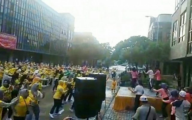 Senam Bersama, Caleg Golkar Ajak Relawan 424 Silaturrahmi dan Jaga Kesehatan